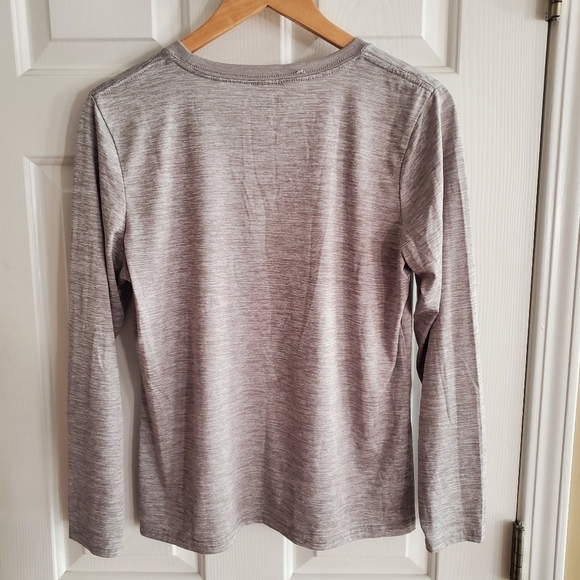 NWOT Triwizard Tournament Long sleeve performance graphic tea size 2XL juniors - Picture 3 of 4